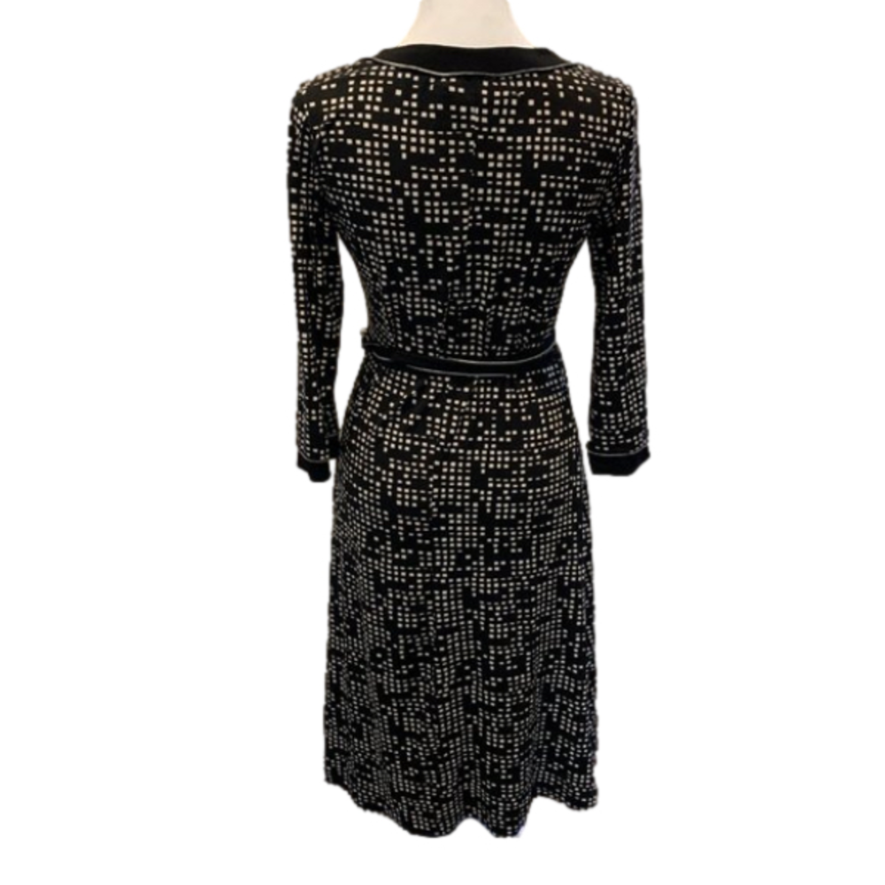 Max Studio Checkered wrap dress, Beige & Black, Long Sleeve, Poly/Spandex blend - Picture 3 of 6